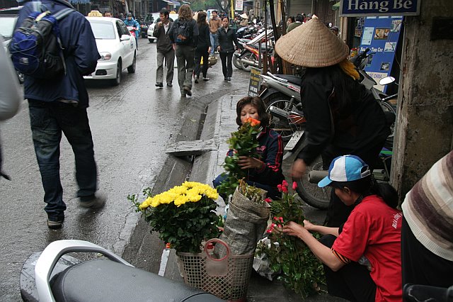 The vendors rip off tourists around Hanoi’s Old Quarter